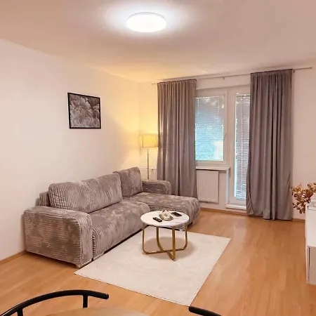 Apartment Utulny 3-izbovy V Michalovciach *
